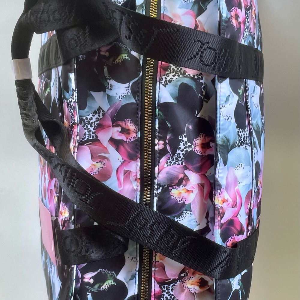 NWT! Betsey Johnson Ruby overnight bag - Picture 4 of 12